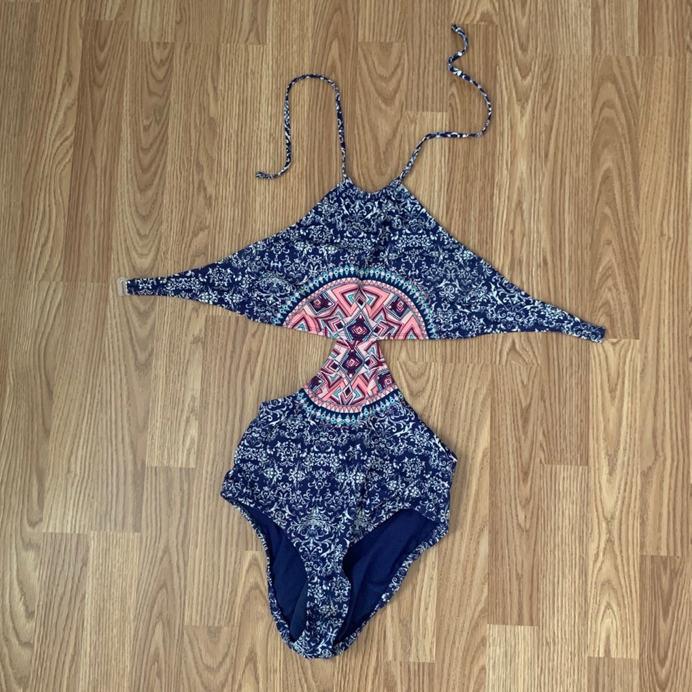 Boutique bathing suit